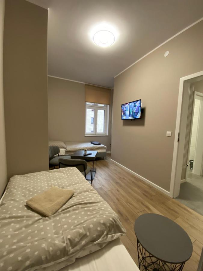 Apartament Kleopatra Γκνιέζνο Εξωτερικό φωτογραφία